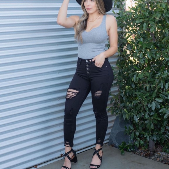 COPY - Black high rise distressed jeans - Picture 1 of 4